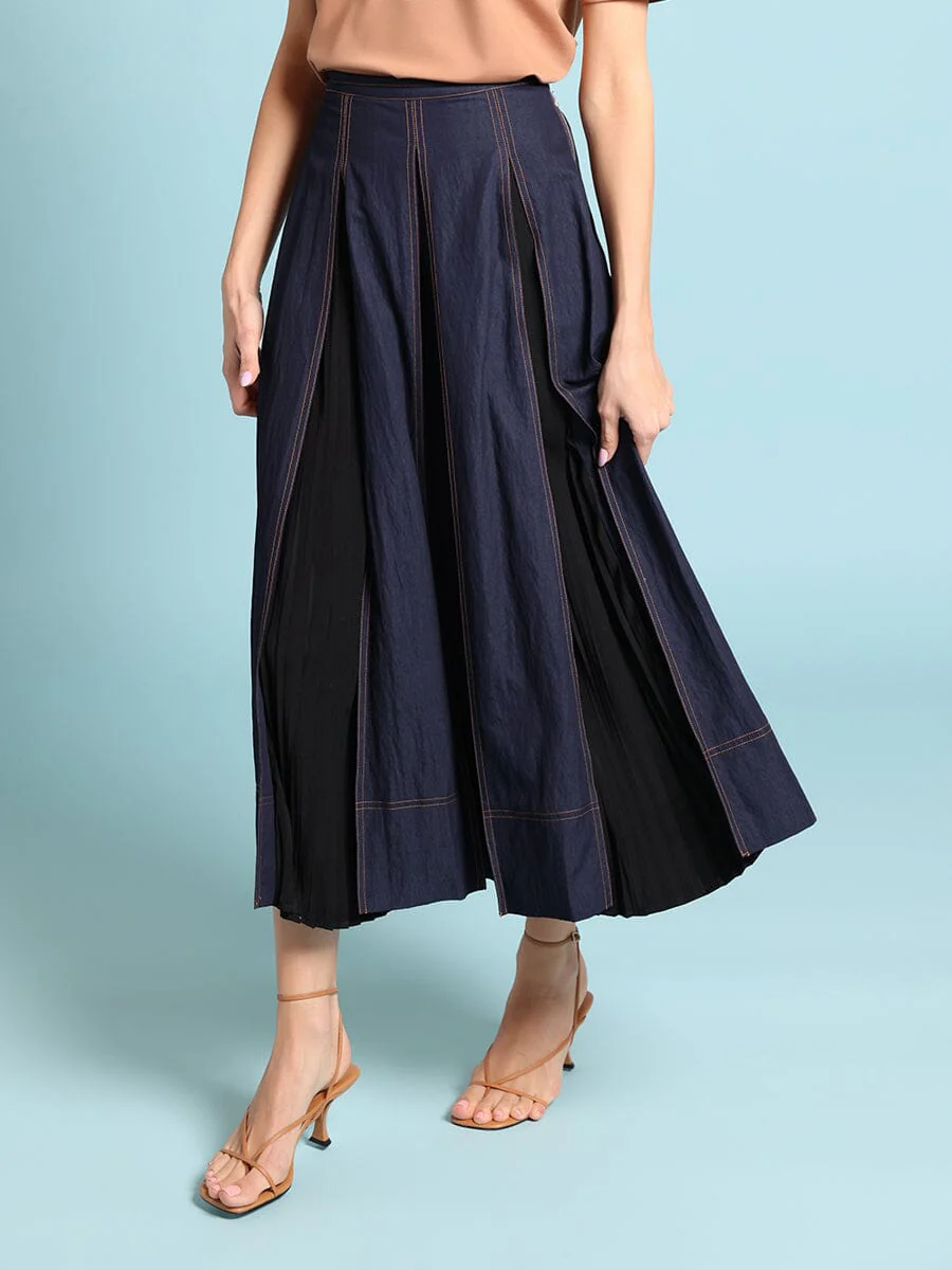 A-line Skirt with Contrast Stitch Front Pleated