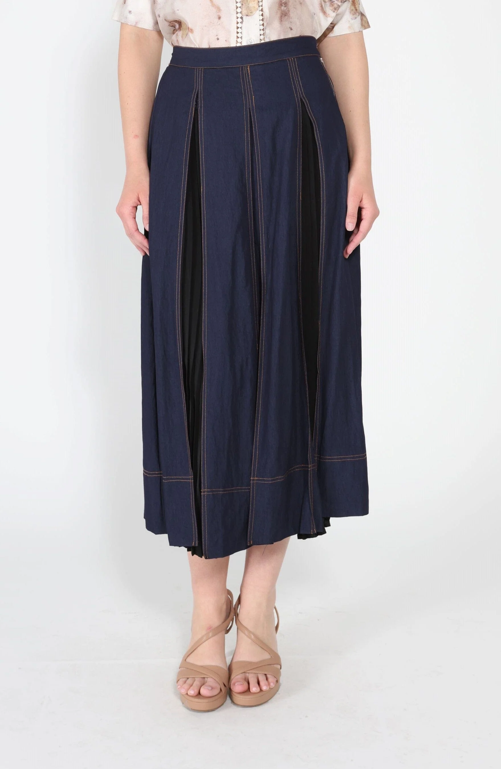 A-line Skirt with Contrast Stitch Front Pleated - Image 2