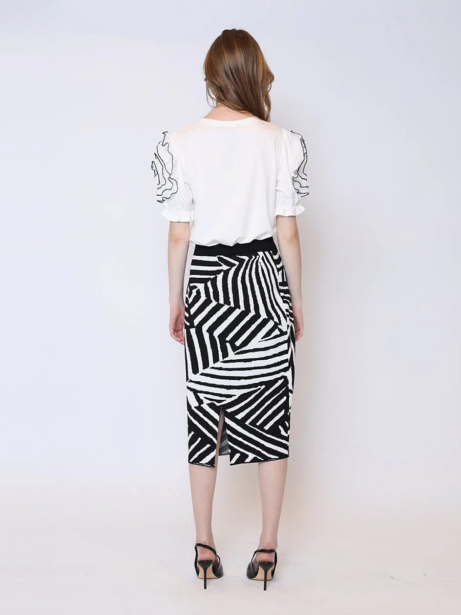 Contrast Zebra Print Back Slit Mini Knit Skirt - Image 4