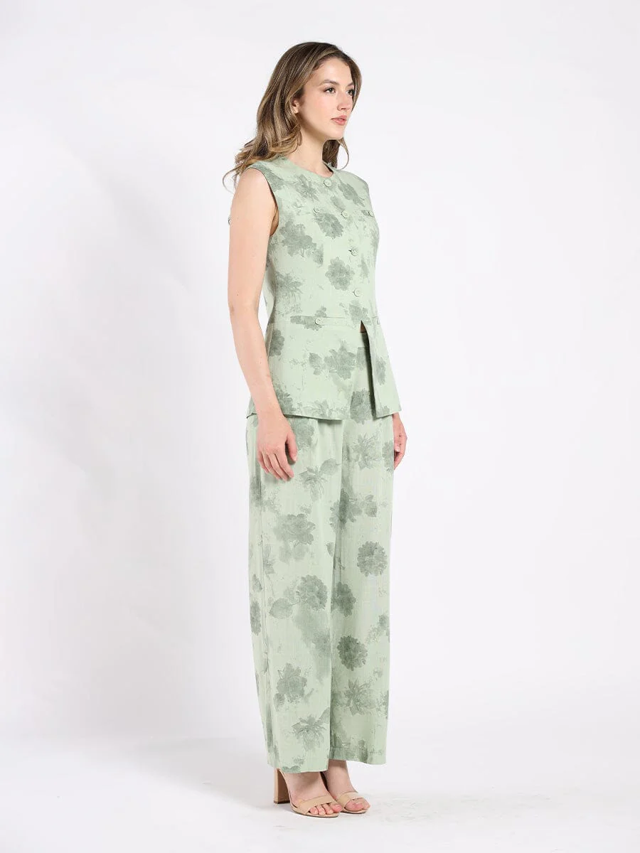 Crew neck printed vest with front button - Image 3