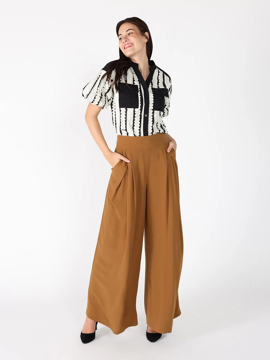 Emroidered Band V-Neck Puffed Sleeve Top - Image 2
