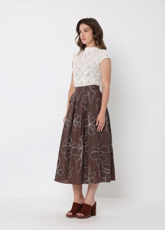Floral Embroidery Pleated A-Line Skirt - Image 3