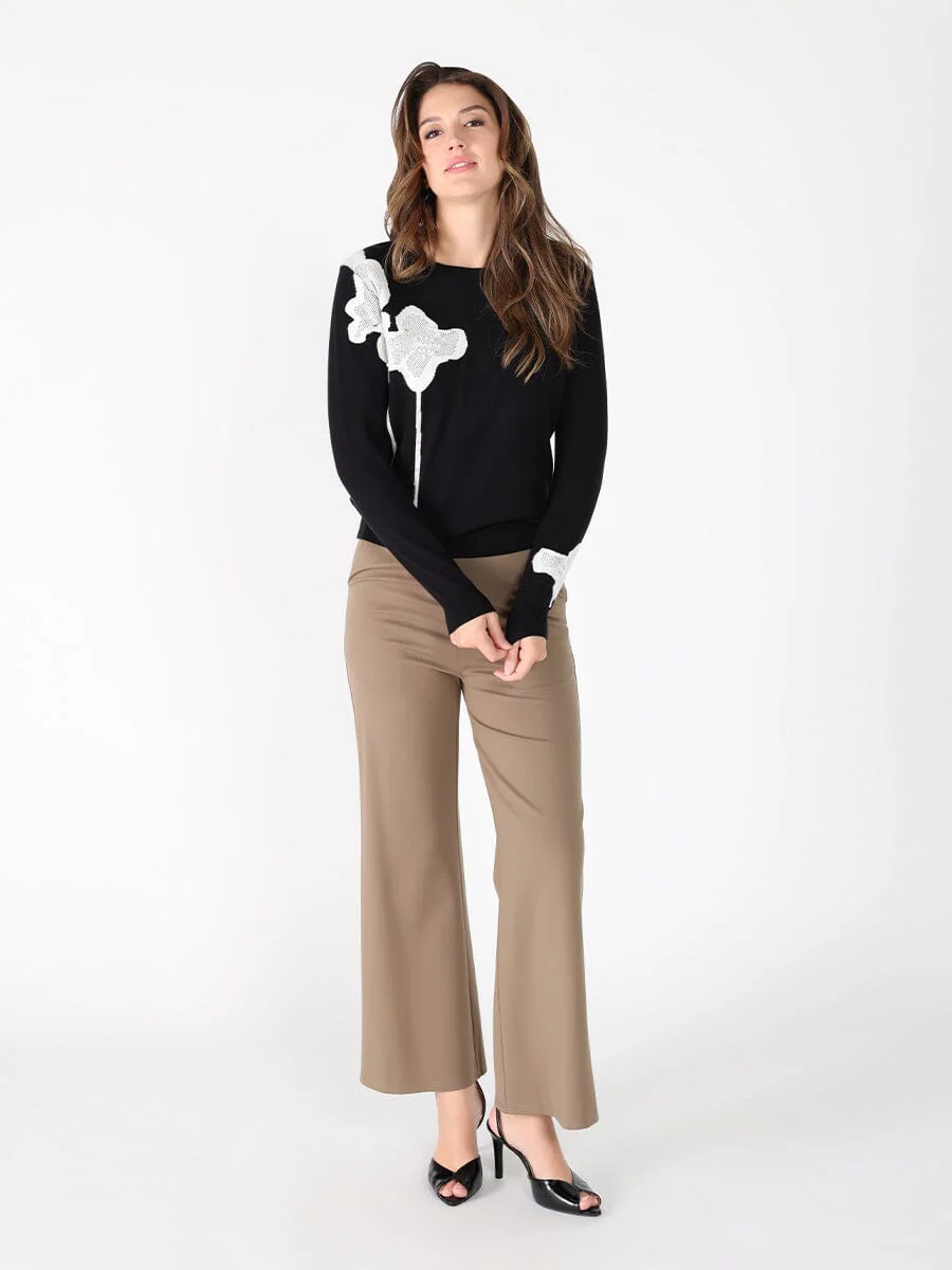 Floral Knitted Pearl Embellishments Sweatshirt - Image 2