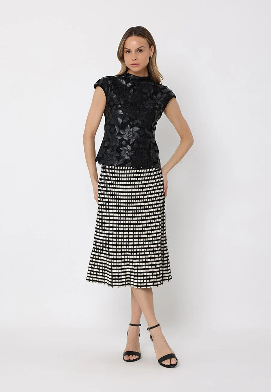 Floral Lace Detail Sleeveless Top - Image 2