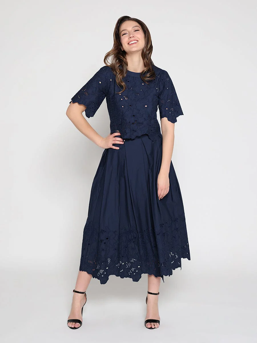 Floral Lace Embroidered Short Sleeve Crop Top - Image 6
