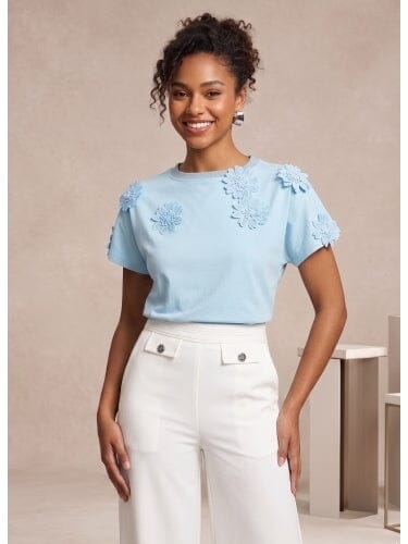 Flower Applique Solid Color T-Shirt - Image 2