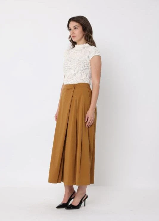 Flower Lace Detail Cap Sleeve Top - Image 3
