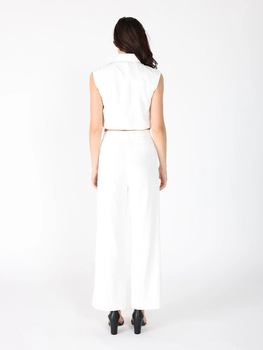 Front Button Open-Bottom Hem Sleeveless Top - Image 4