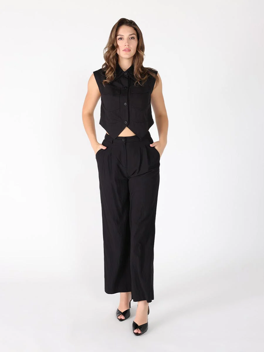 Front Button Open-Bottom Hem Sleeveless Top - Image 2