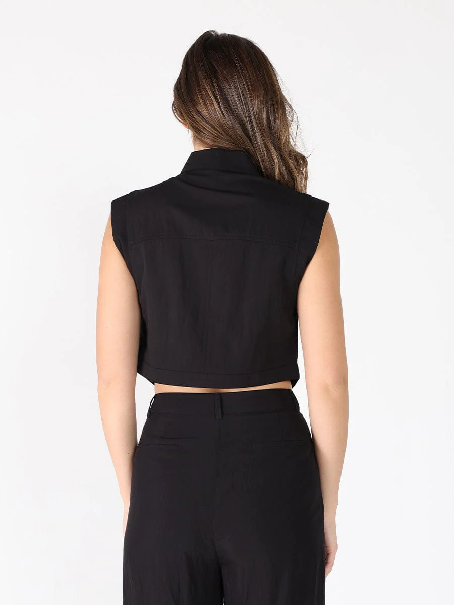 Front Button Open-Bottom Hem Sleeveless Top - Image 4