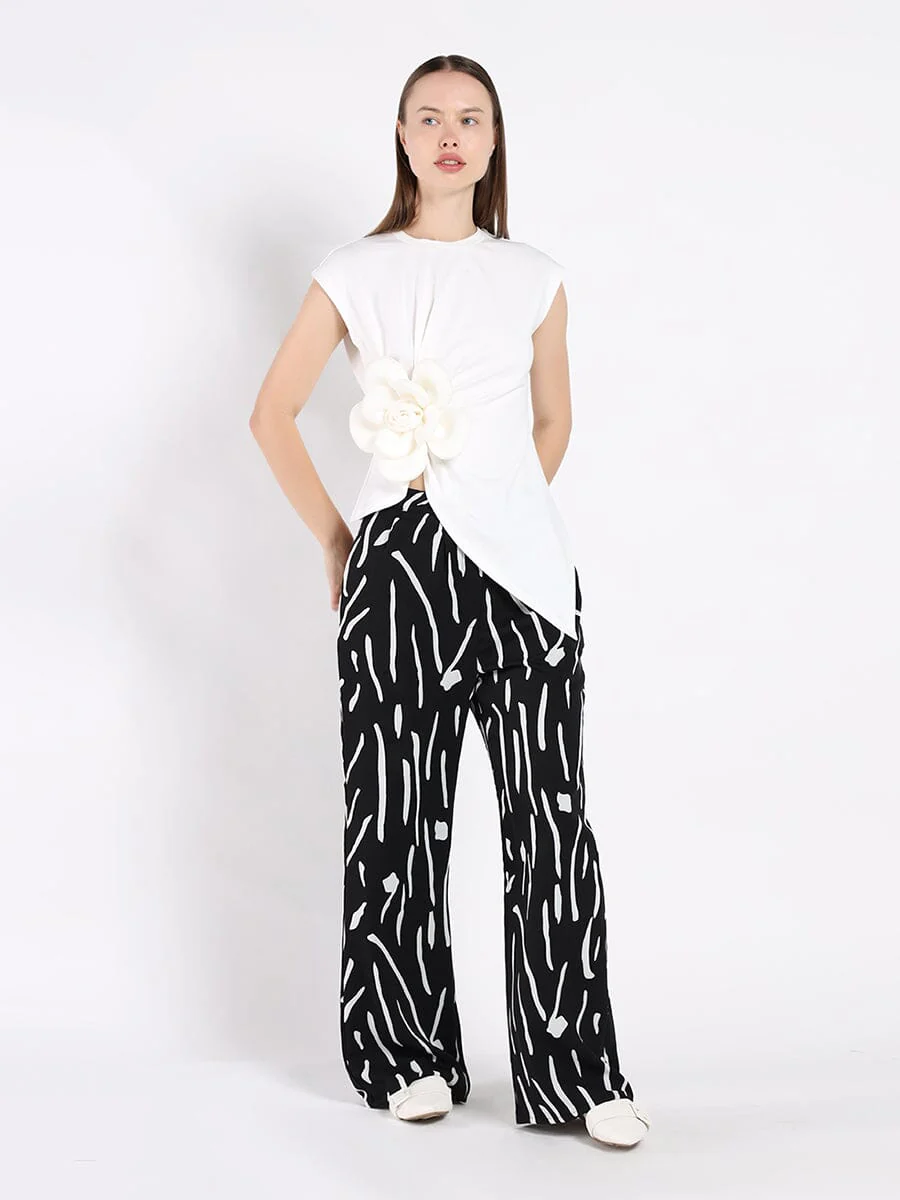 Sleeveless Flower Applique Sharp Asymmetrical Top - Image 10