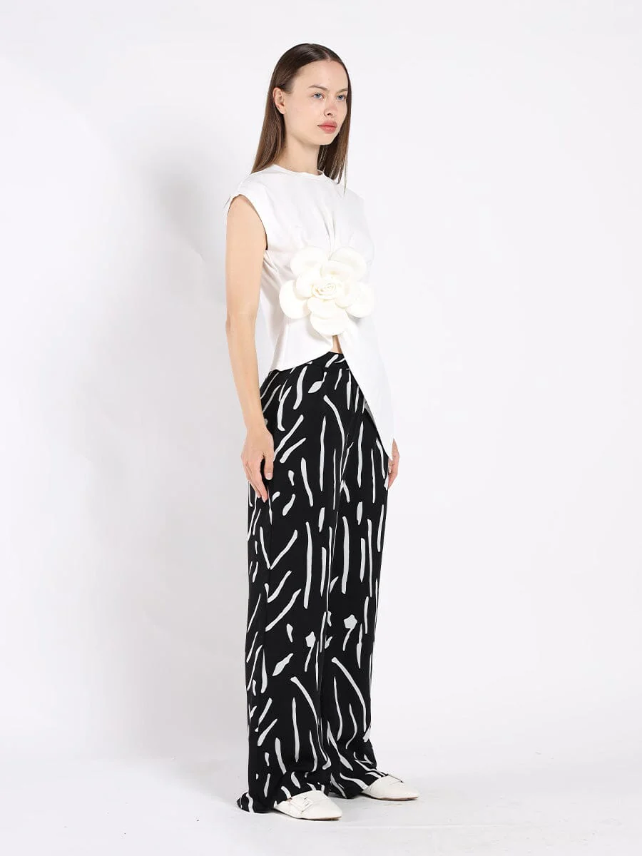 Sleeveless Flower Applique Sharp Asymmetrical Top - Image 11