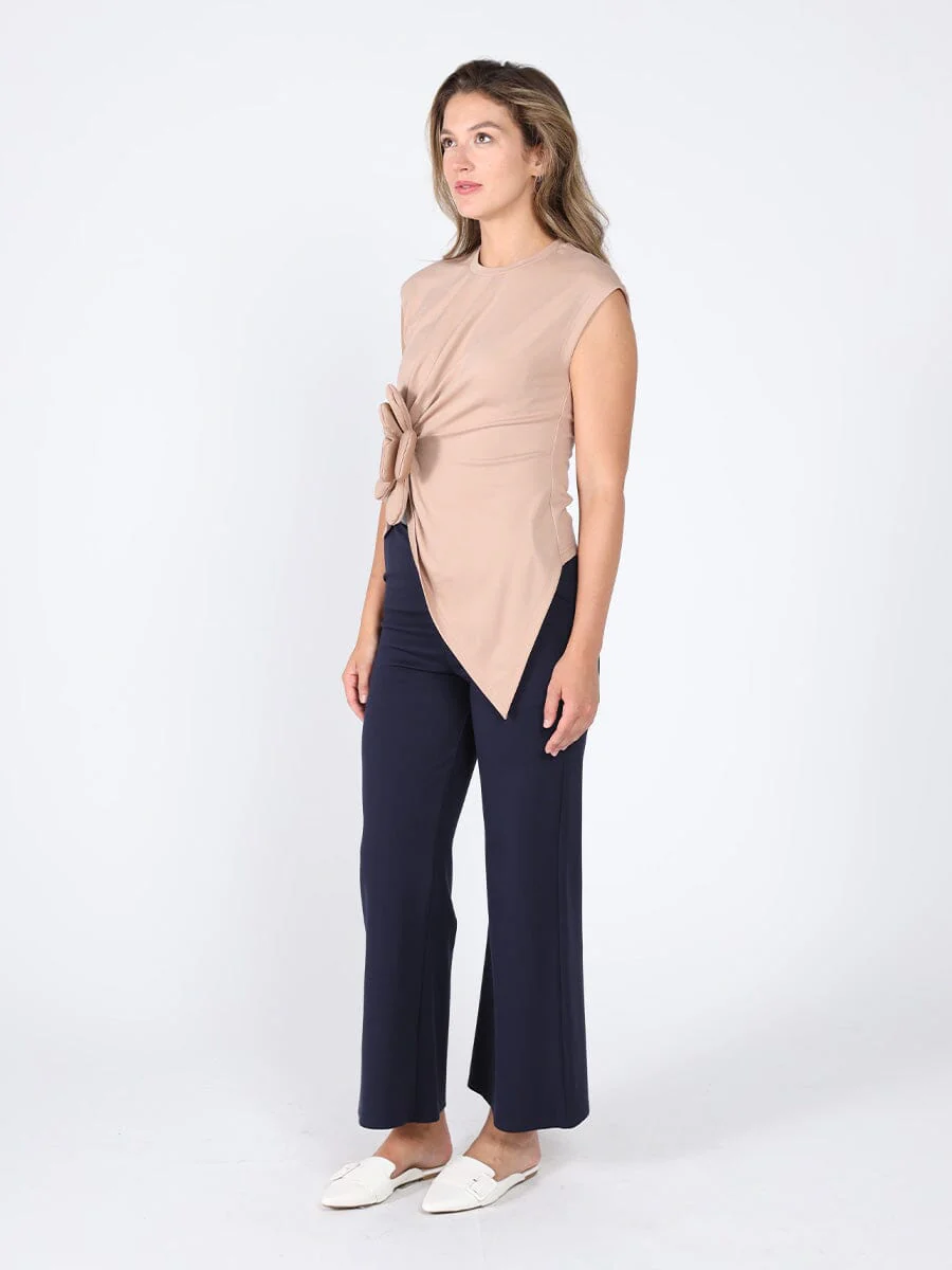 Sleeveless Flower Applique Sharp Asymmetrical Top - Image 3