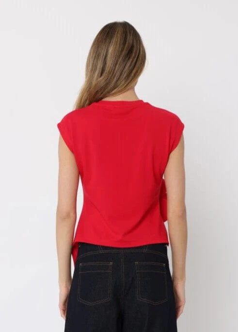 Sleeveless Flower Applique Sharp Asymmetrical Top - Image 8