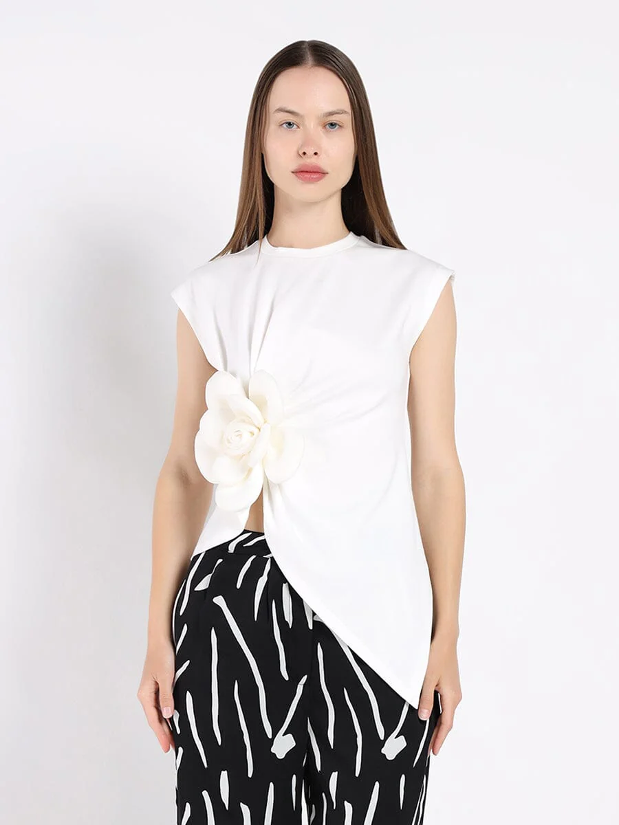 Sleeveless Flower Applique Sharp Asymmetrical Top - Image 9