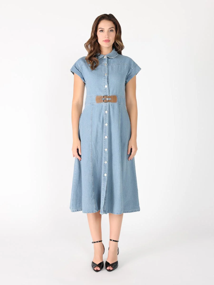Sleeveless front button open denim dress