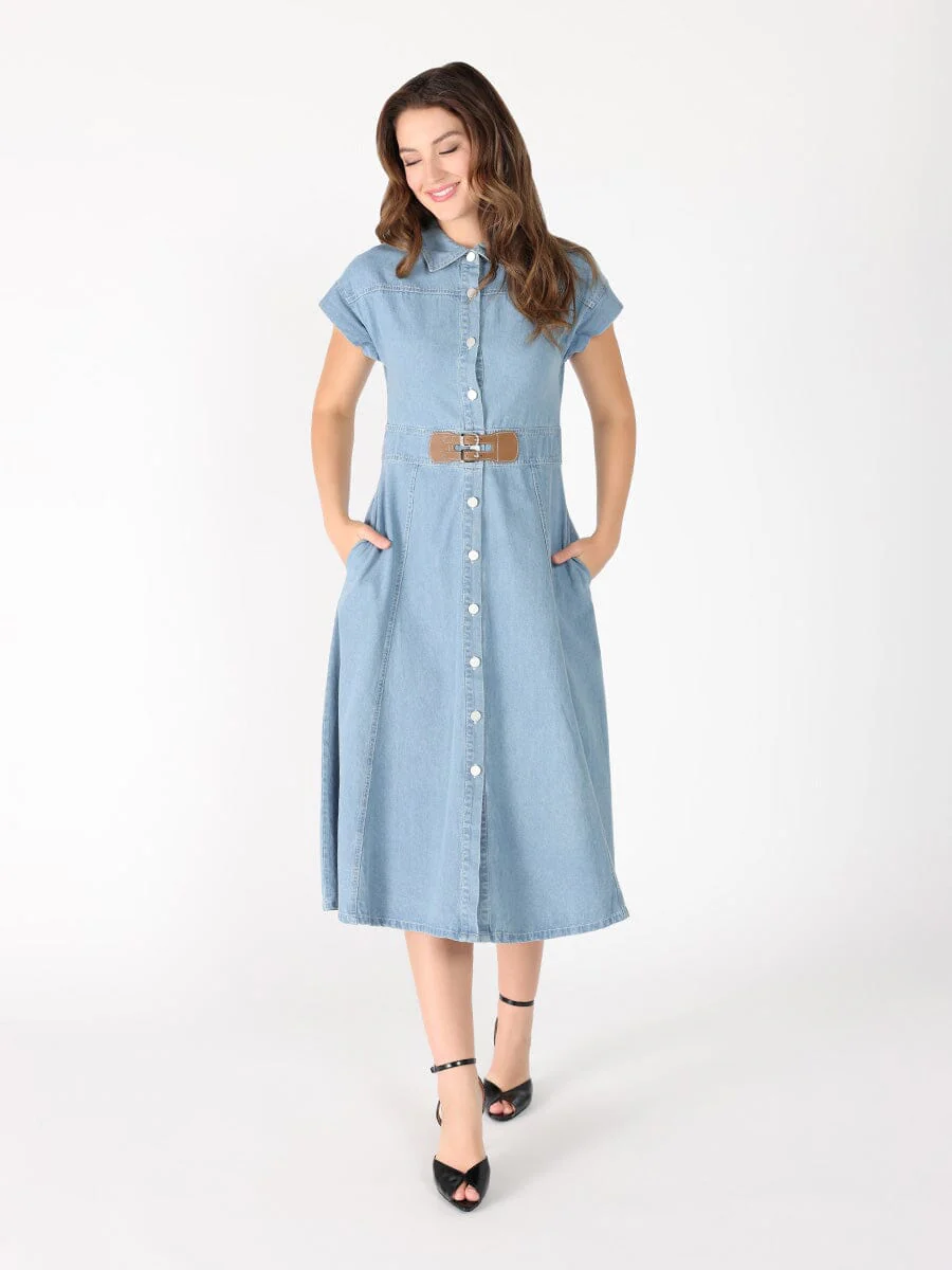 Sleeveless front button open denim dress - Image 2