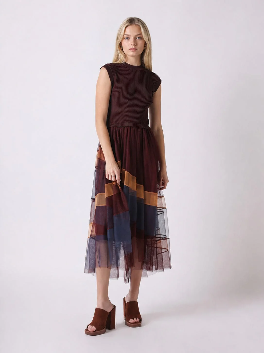 Sleevless A-Line Long Dress w/ Pleated Tulle Skirt - Image 2