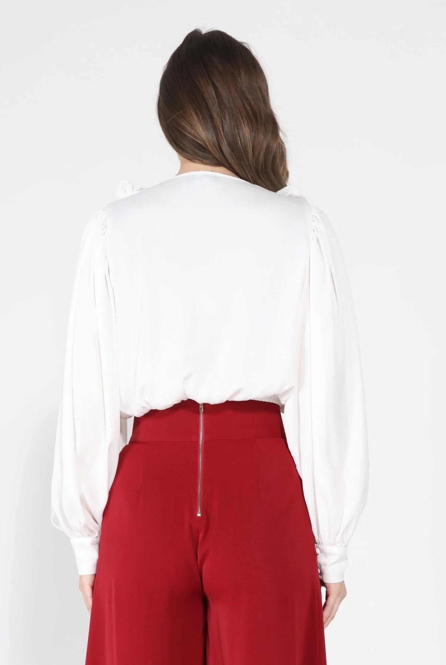 V-Neck Long Sleeve Ruffle Detailed Crop Top - Image 4