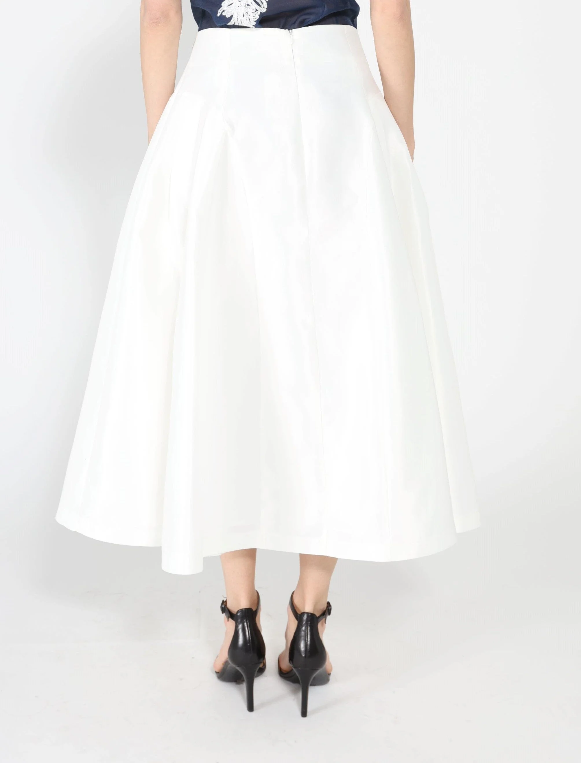 Wide Width Skirt with Back Zipper - Image 4